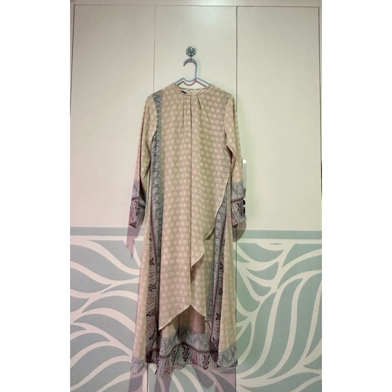 One Set Tunik Etnik Kamilaa by Itang Yunasz