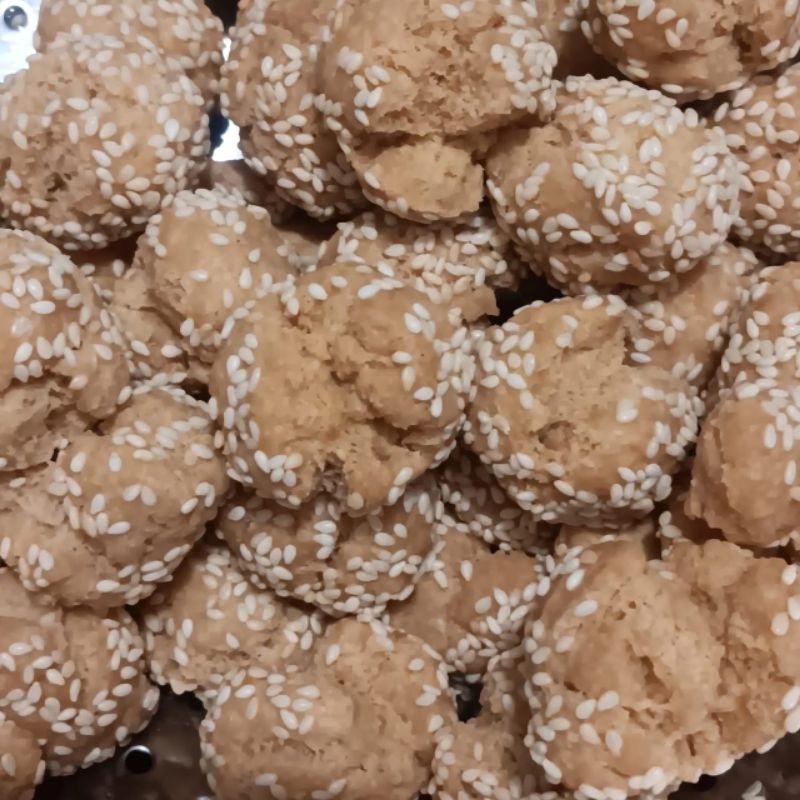 

Roti Ketawa Wijen Putih/Hitam/Dua warna (Tinggalkan pesan di Chat/Pesan Optional utk variasi)