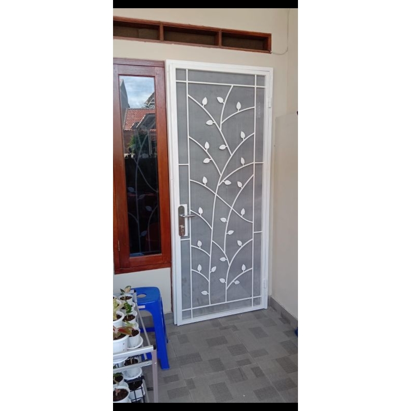 tralis pintu dan jendela