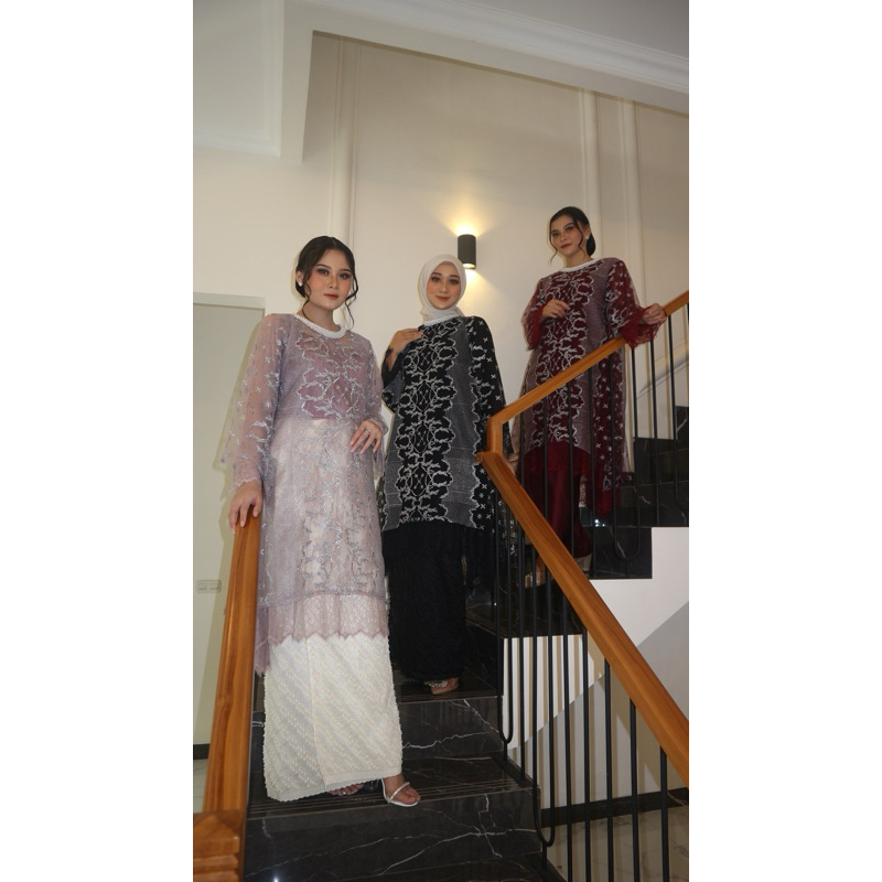 KAVIA TUNIC KEBAYA MODERN chantilly tulle tile brukat