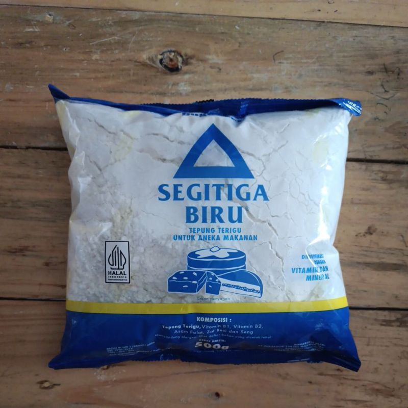 

Tepung terigu segitiga biru 500gr