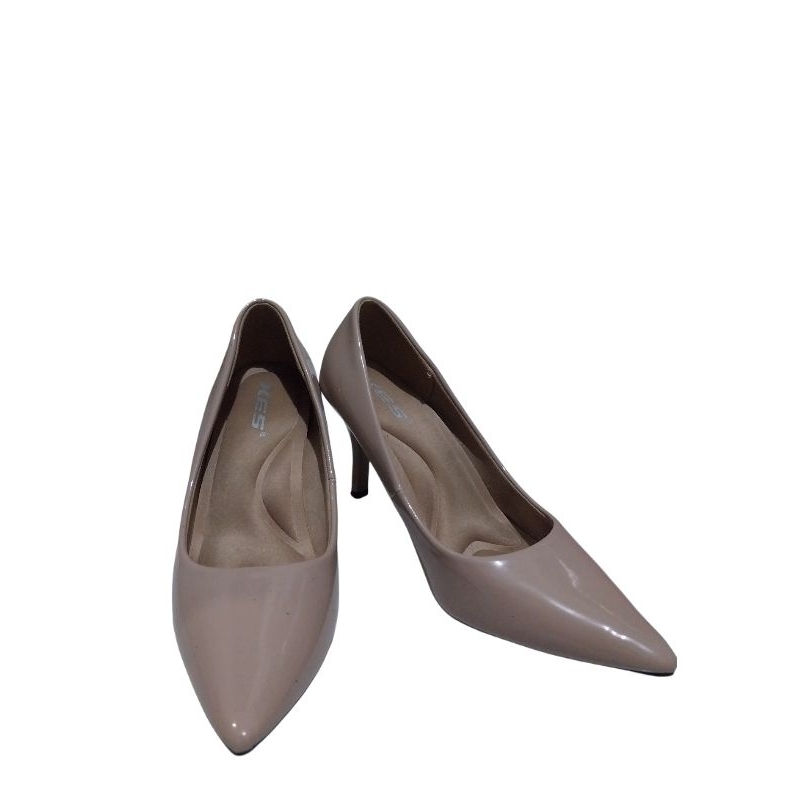 XES heels