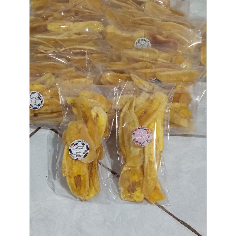 

keripik pisang 1pak isi 20