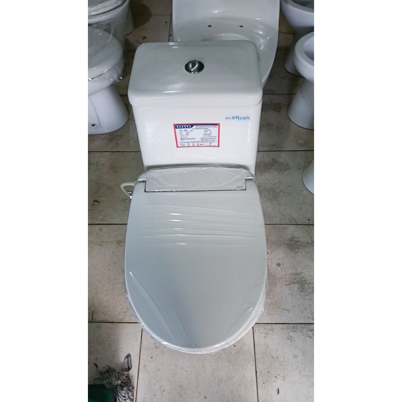 Closet duduk merek toto CW 867 Nj