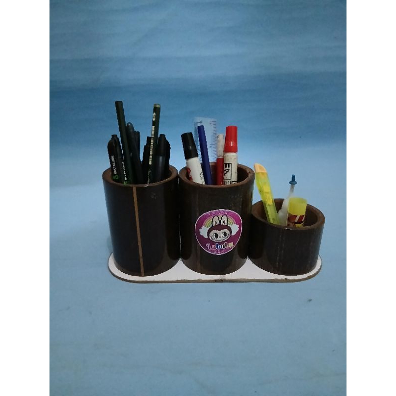 

tempat pensil dari bambu hitam