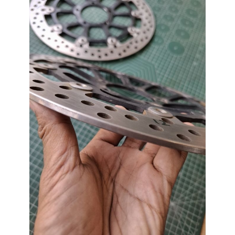 PIRINGAN CAKRAM BREMBO EVO DISK EVO ORIGINAL