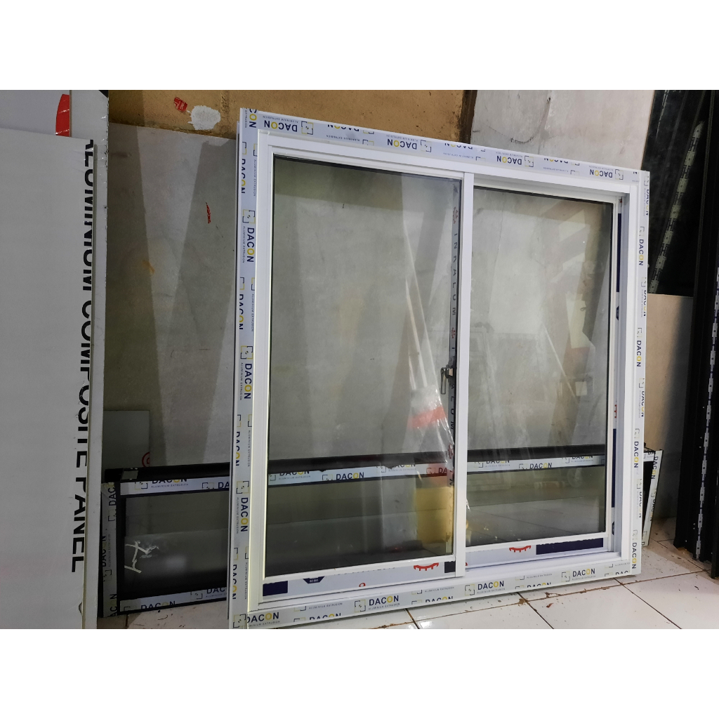 Kusen + jendela sliding uk  L.110 X T.80 , packing kayu