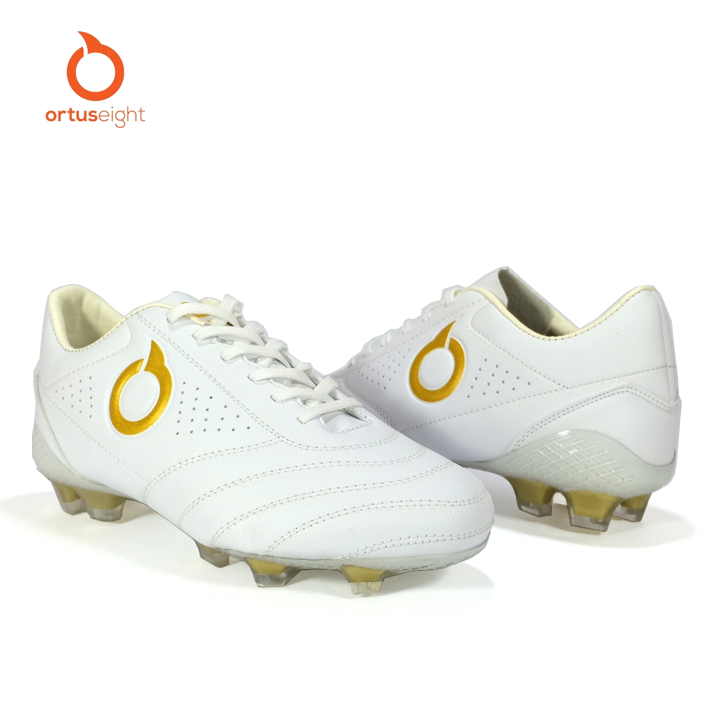 Sepatu Bola Ortus Eight Model Seri Classic type Sol Bening daya cengkraman kuat Terbaru warna Putih