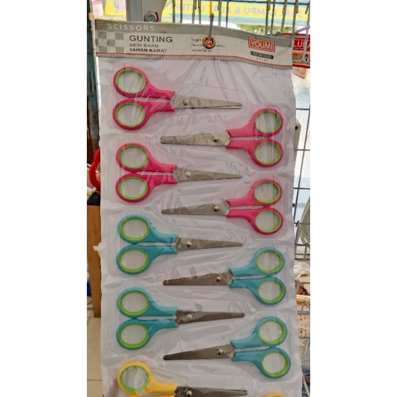 

12 PCS Gunting Renteng Warna Youmi