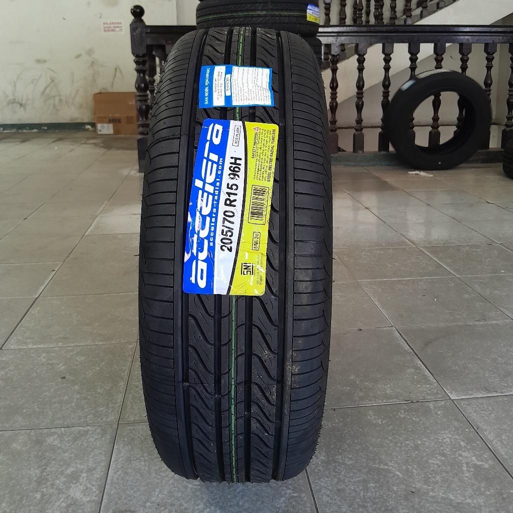 Ban Lokal R15 Ukuran 205 70 Ring 15 ACCELERA ECOPLUSH BARU