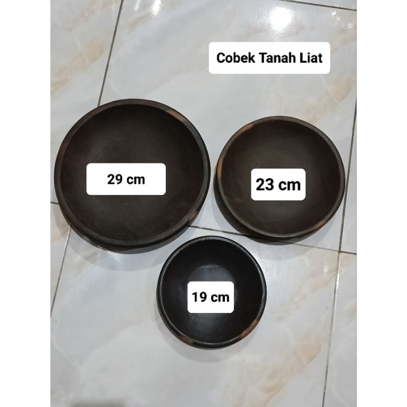 Cobek Tanah Liat Hitam