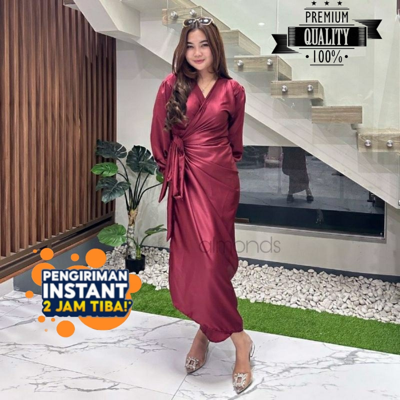 Dyra 3 Ways Dress by FORTUNA - Limited Collection DRESS LEBARAN