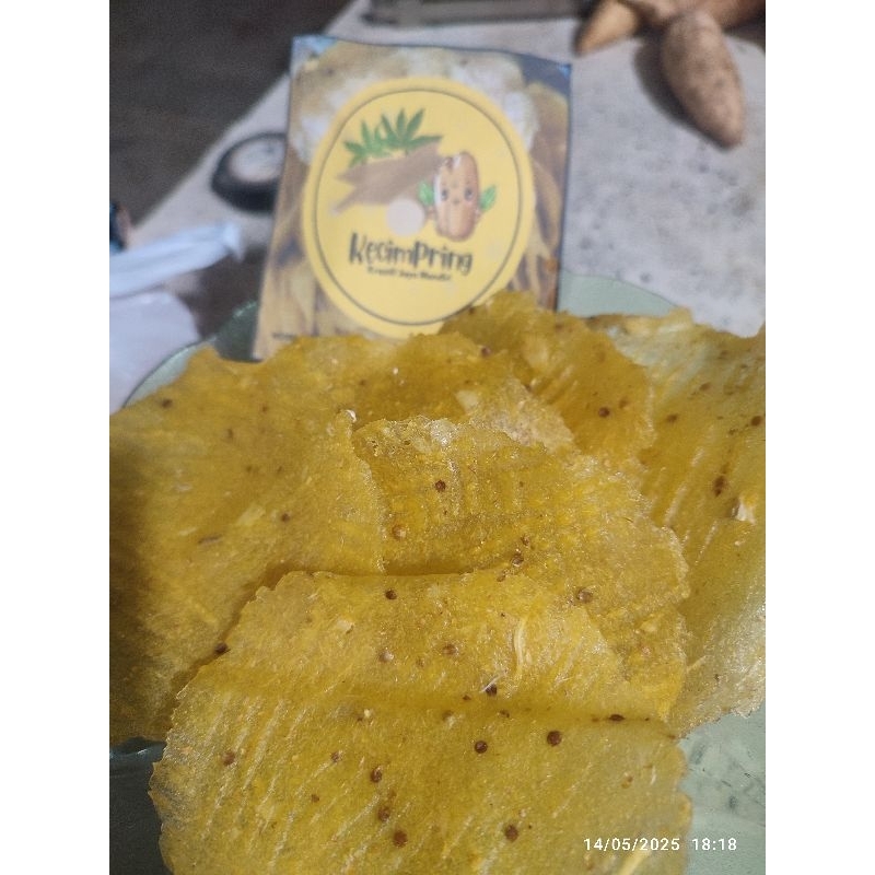 

kecimpring kicimpring singkong siap goreng isi 40-50 keping tipis lbh renyah varian rasa asli dari UMKM 500gr