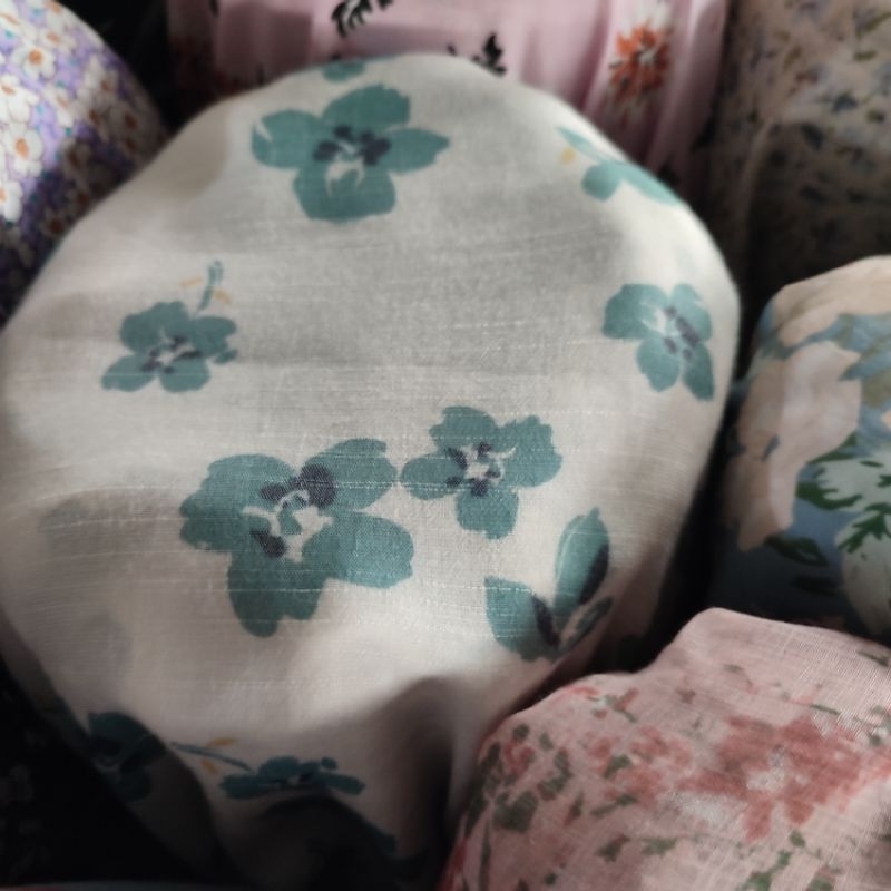 Kain Bahan Silky motif fd-19 | Bahan Gamis Mukena  Harga per 0,5 meter