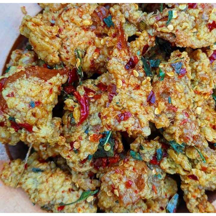 

kulit ayam crispi kemasan 1 kg pedas daun jeruk wangi kriuk