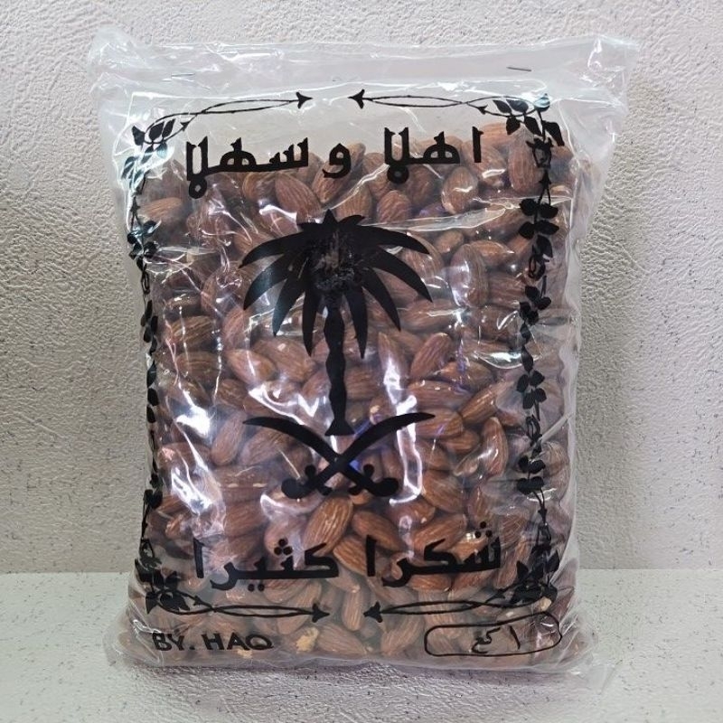 

Kacang Almond Kupas Panggang