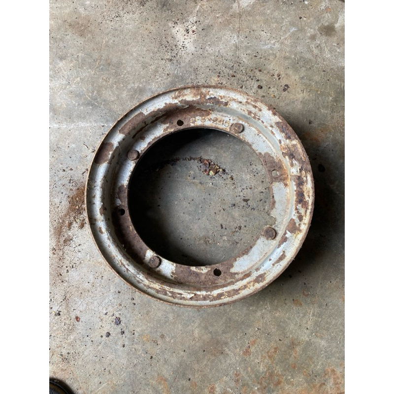 Velg vespa r8 original