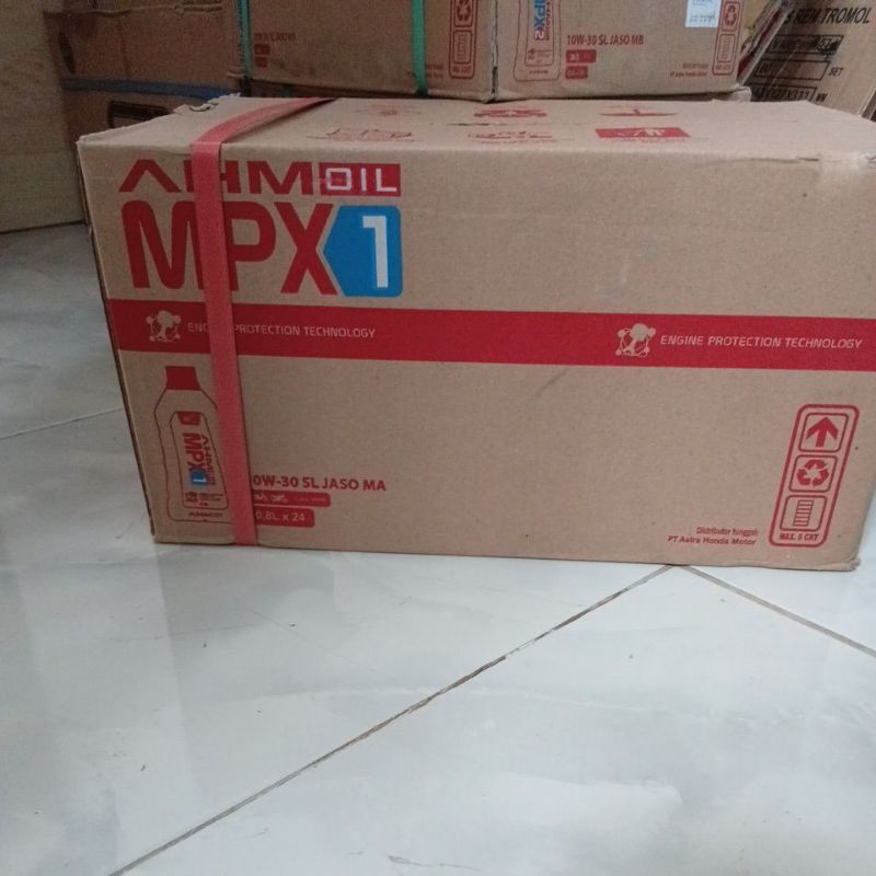 (1Dus) Oli Mpx 1 0.8 L pelumas oli Ahm Mpx 1 800Ml