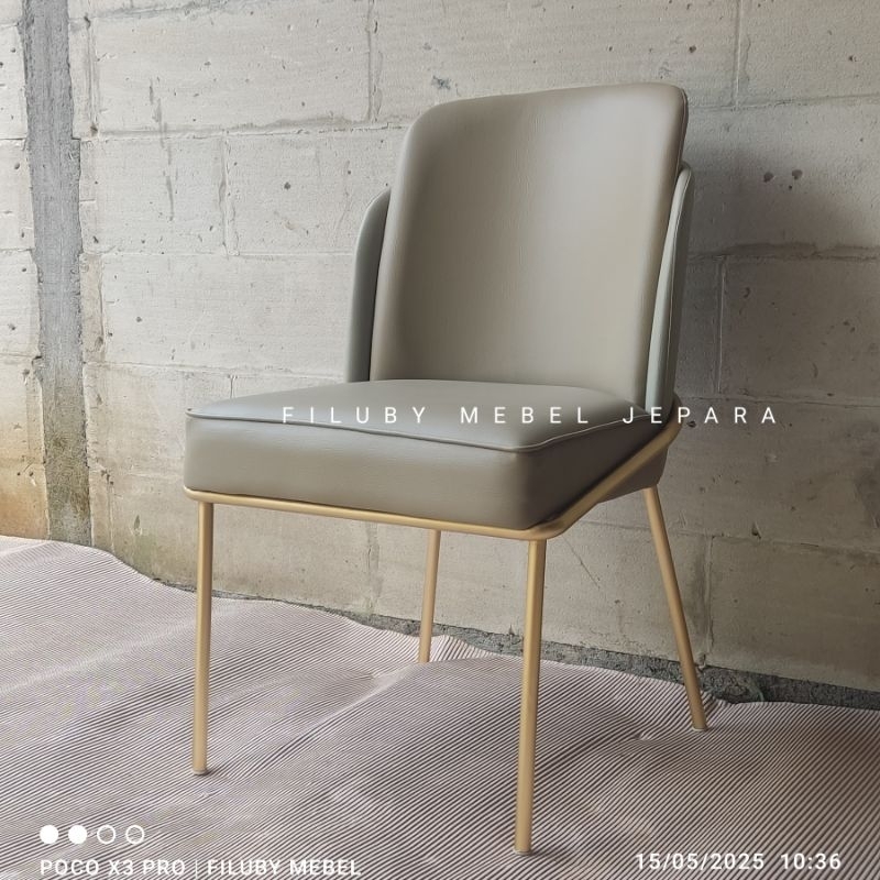 Kursi makan cafe minimalis kaki besi modern kursi teras besi
