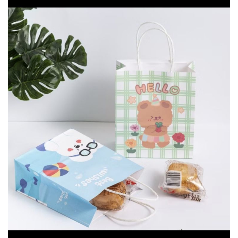 

Paper Bag Karakter Lucu.Goodie bag lucu, murahh.Tas jinjing bingkisan karakter lucu