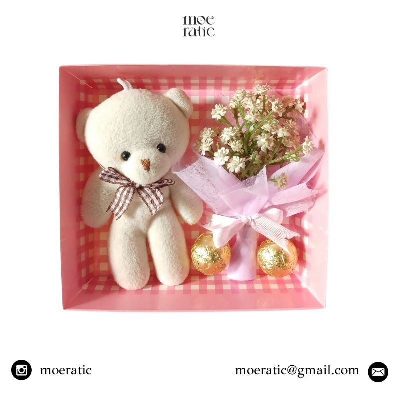 

• gift box | mini gift box | birthday gift | graduation gift | gift wisuda | gift lucu