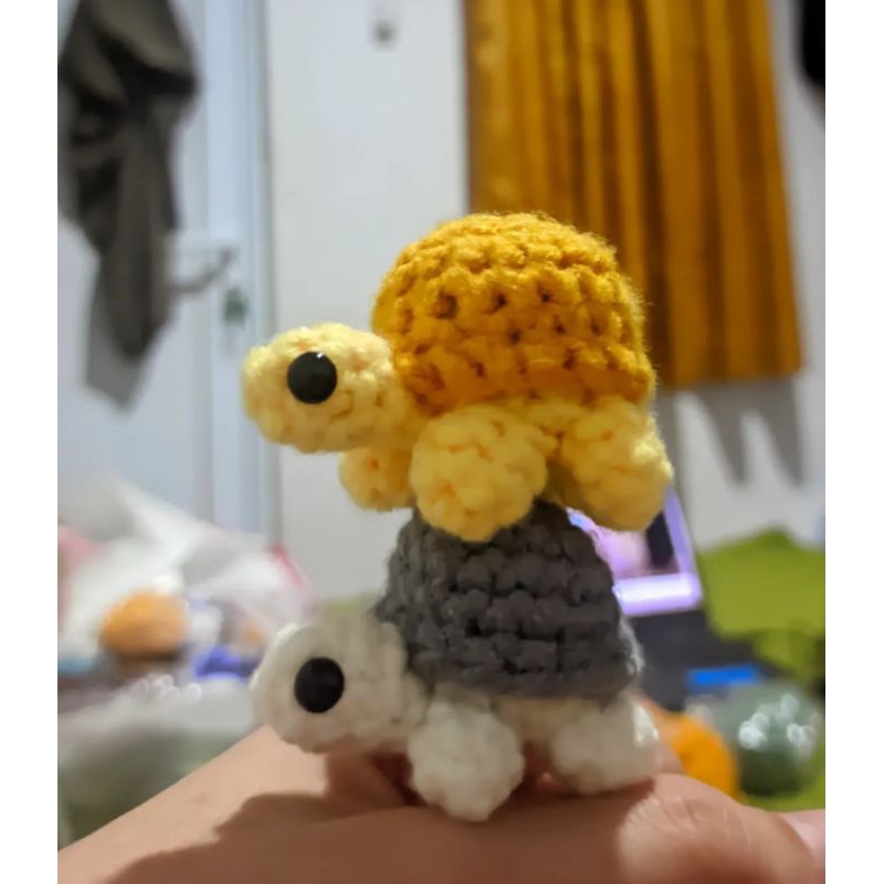 gantungan kura-kura / rajut kura kura / kura-kura