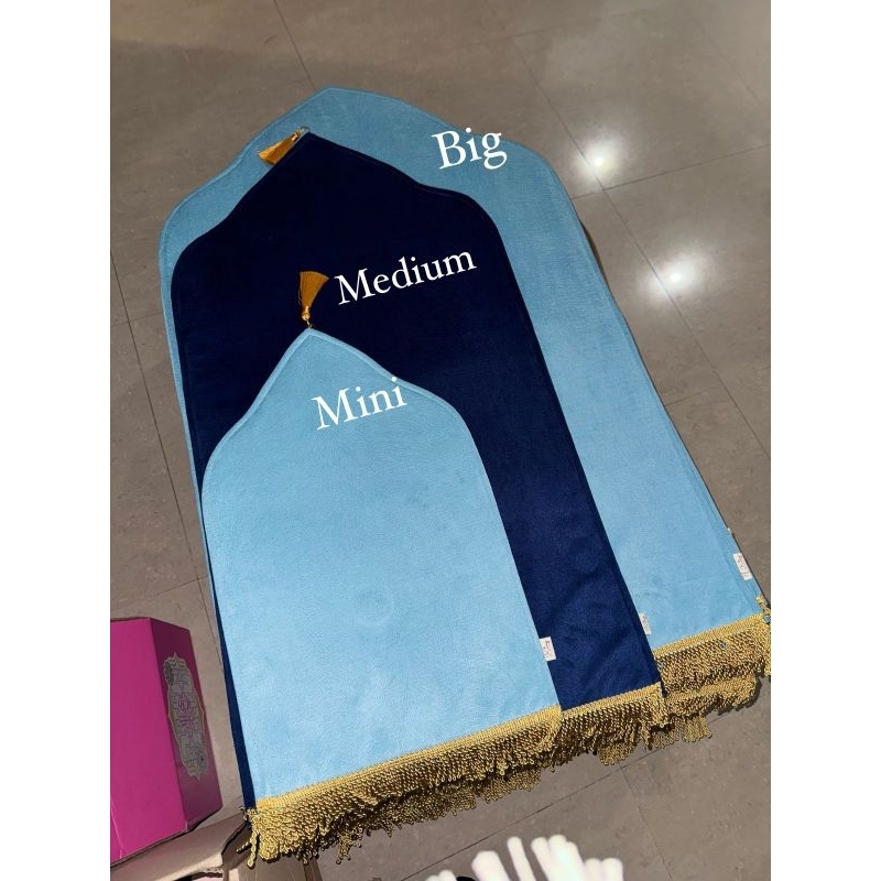 *Sajadah Kubah Premium*Ukir Gold Nama Arab CustomProduct : Kubah Premium Sajadah *SAJADAH STANDARD*U