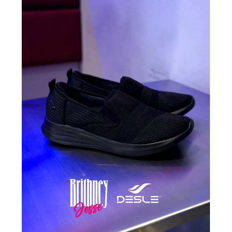 sepatu slip on wanita DESLE BRITNEY JESSEY