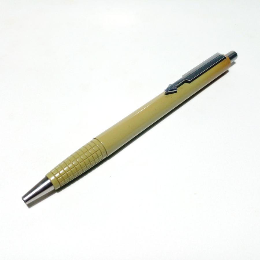 

pulpen parker jadul - made in UK - original - model yang jarang ada