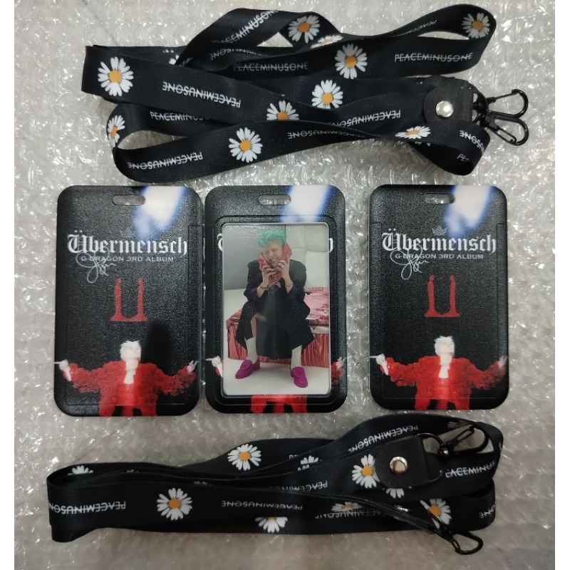 

READY - G-DRAGON CARD HOLDER + LANYARD