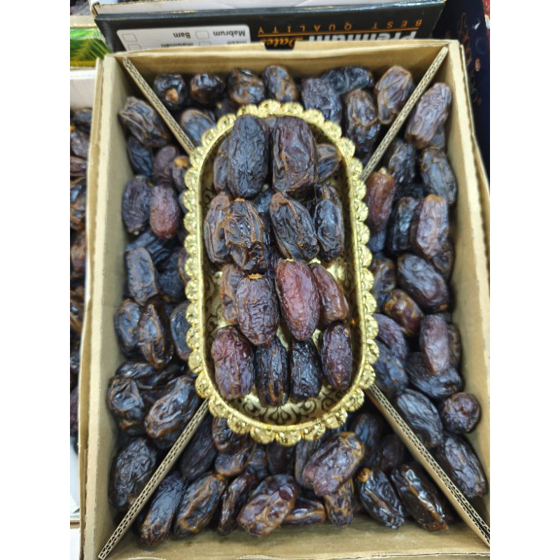 

Kurma Medjool Palestine DRY Thinwall / Medjool / Kurma Kering / Kurma Medjoul / Kurma Medjol /Oleh haji umroh