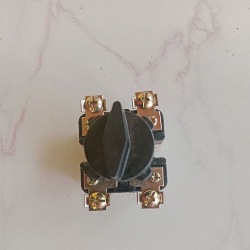 Jtterang Saklar On/Off Sikring Listrik Lama Copotan Broco