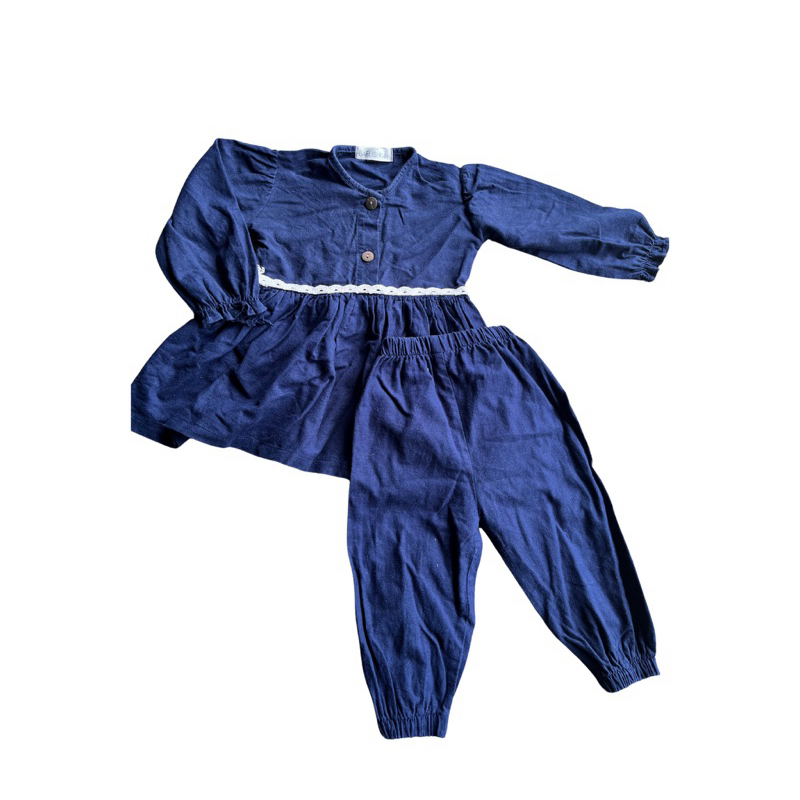 One set anak perempuan 1-3 tahun