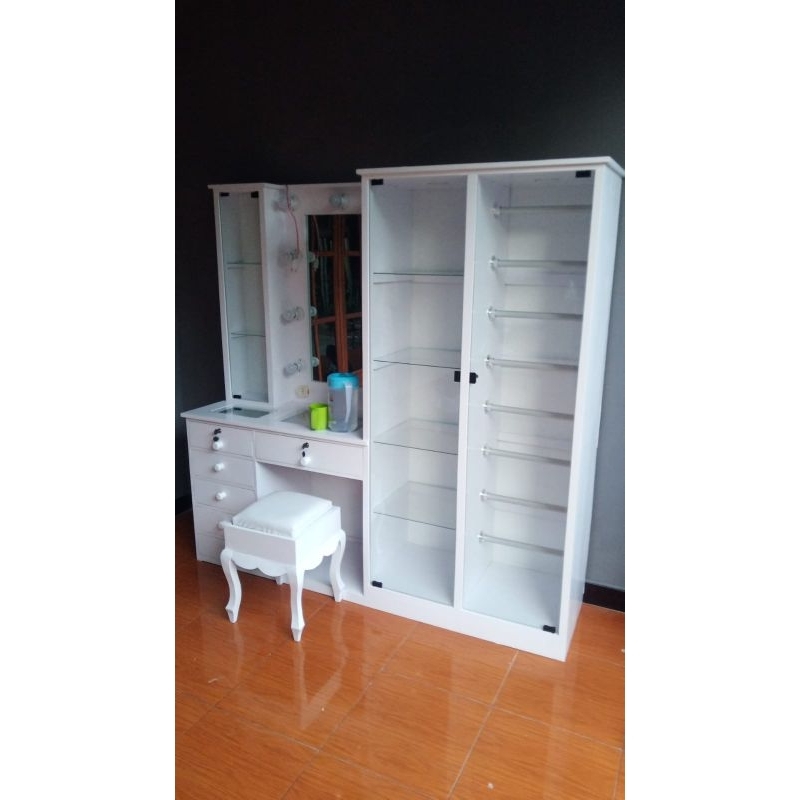 Meja Rias Set Lemari Hijab