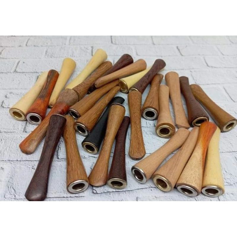 pipa rokok kayu gaharu asma alhusaini