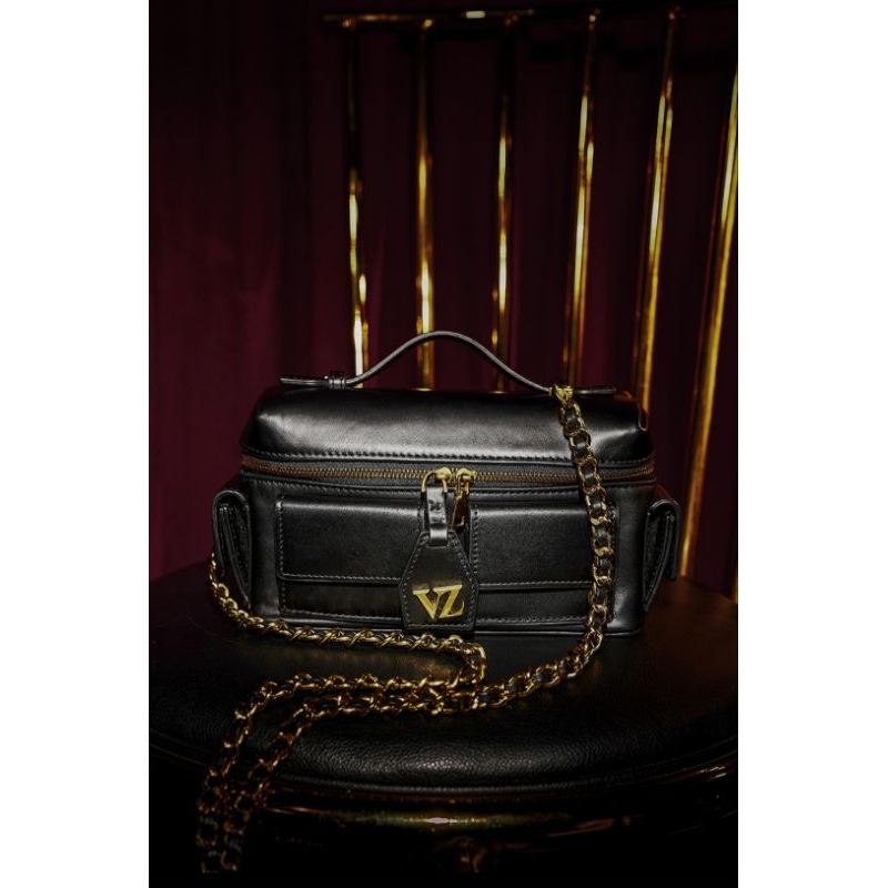 Carry Me Bag Vivi Zubedi