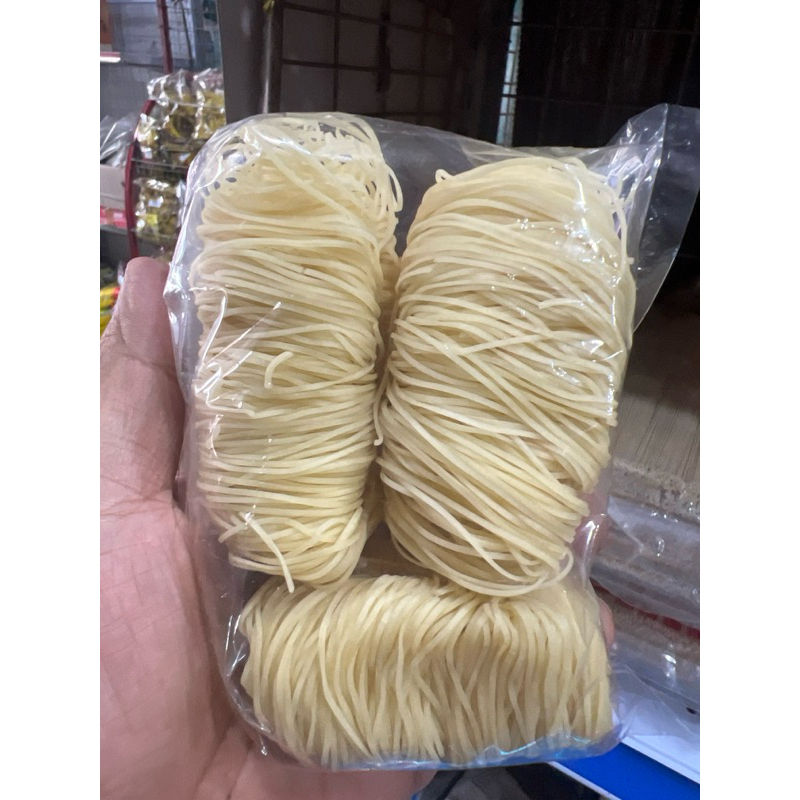 

mie raja cap perahu emas isi 40pcs