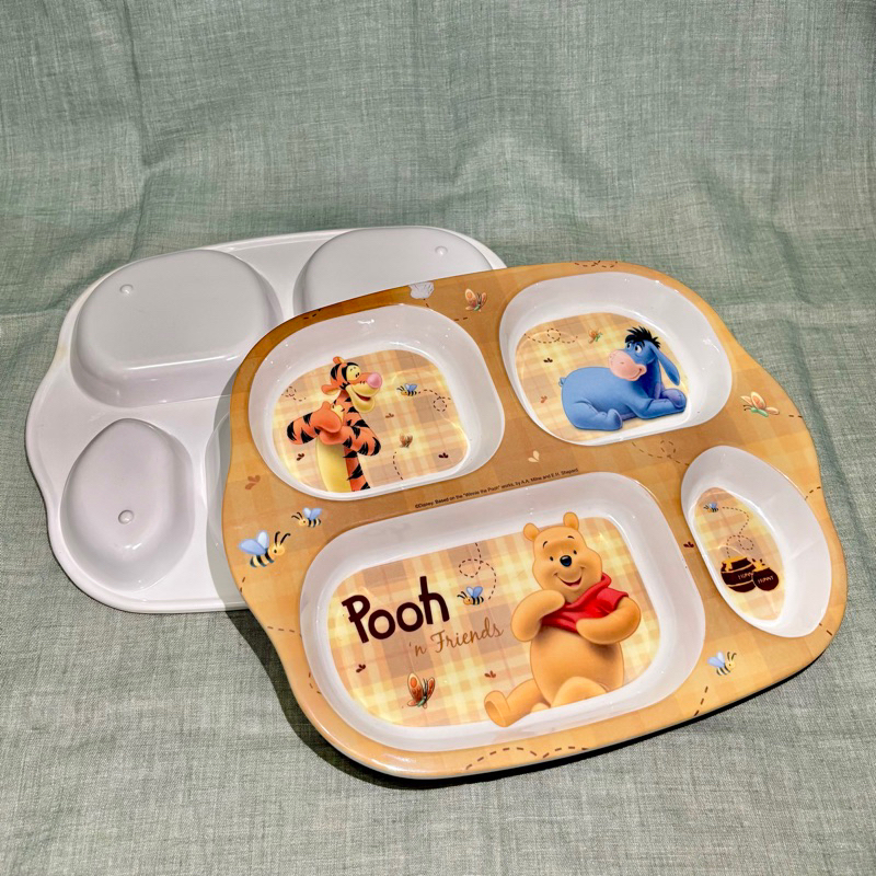 Piring Melamin Anak 4 sekat karakter ‘Winnie the Pooh’