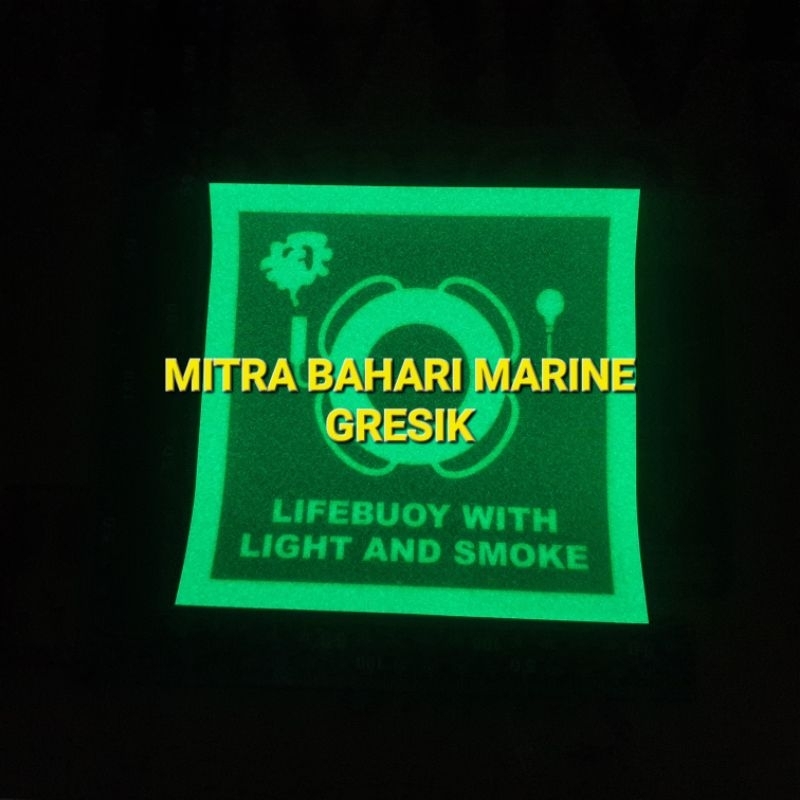 

Stiker IMO Symbol IMPA 334109 Lifebuoy With Light And Smoke Ukuran 15x15cm Glow In The Dark