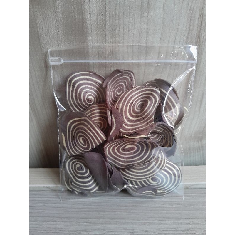 

Kue kuping gajah