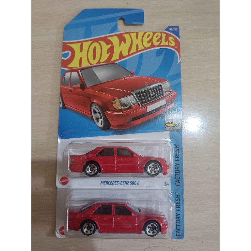Hot Wheels Mercedes-Benz 500 E