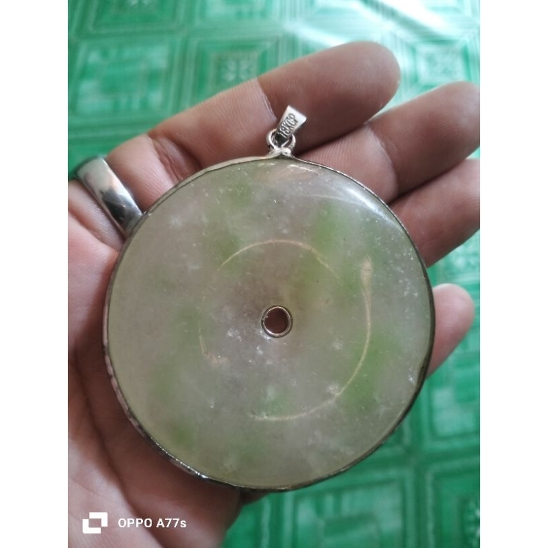 liontin giok peninggalan lawasan ring kode 18kgp