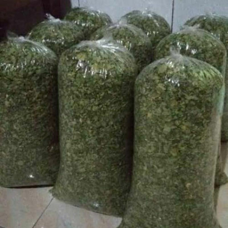 

Daun kelor kering 1kg