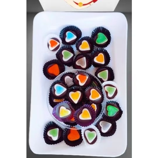 

kue coklat cocok untuk cemilan enak dan nikmat paling di sukai anak anak