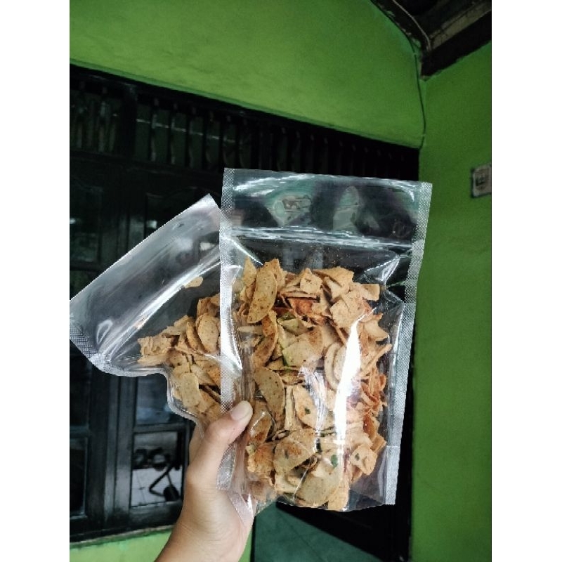 

Basreng Bakso Goreng Kering Renyah Rasa Pedas Kemasan 250 gram