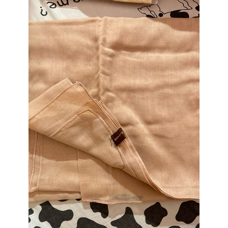 paris ish iymel warna coklat