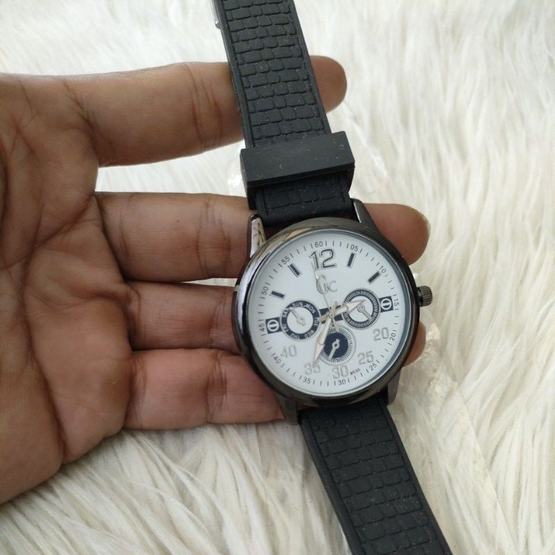 LELANG JAM TANGAN PRIA