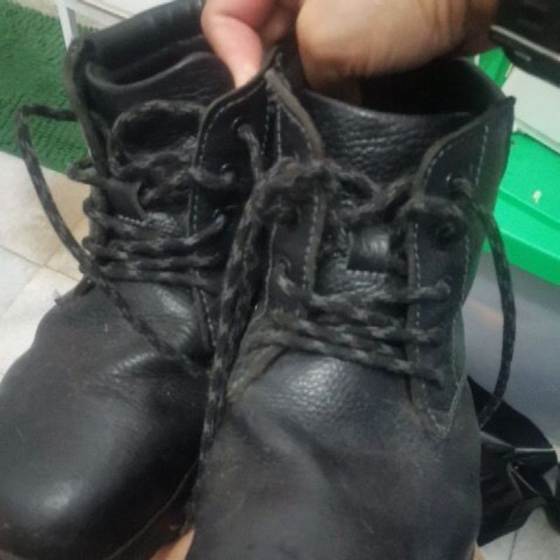 Sepatu Safety Pakalolo
