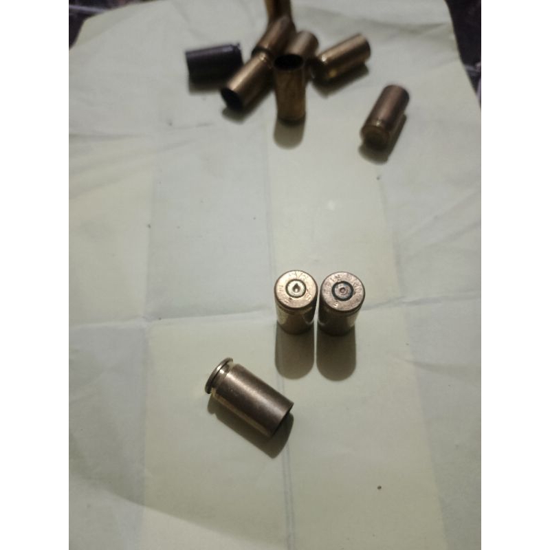 SELONGSONG KUNINGAN BEKAS 9 mm