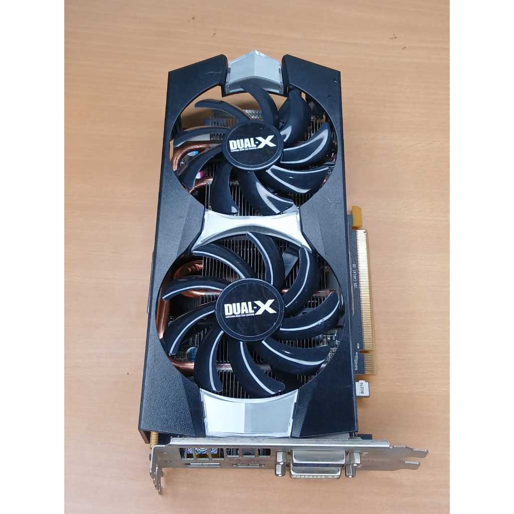 VGA XFX AMD RADEON R9 270 / 2GB / 256 BIT / DDR5 / DX 12